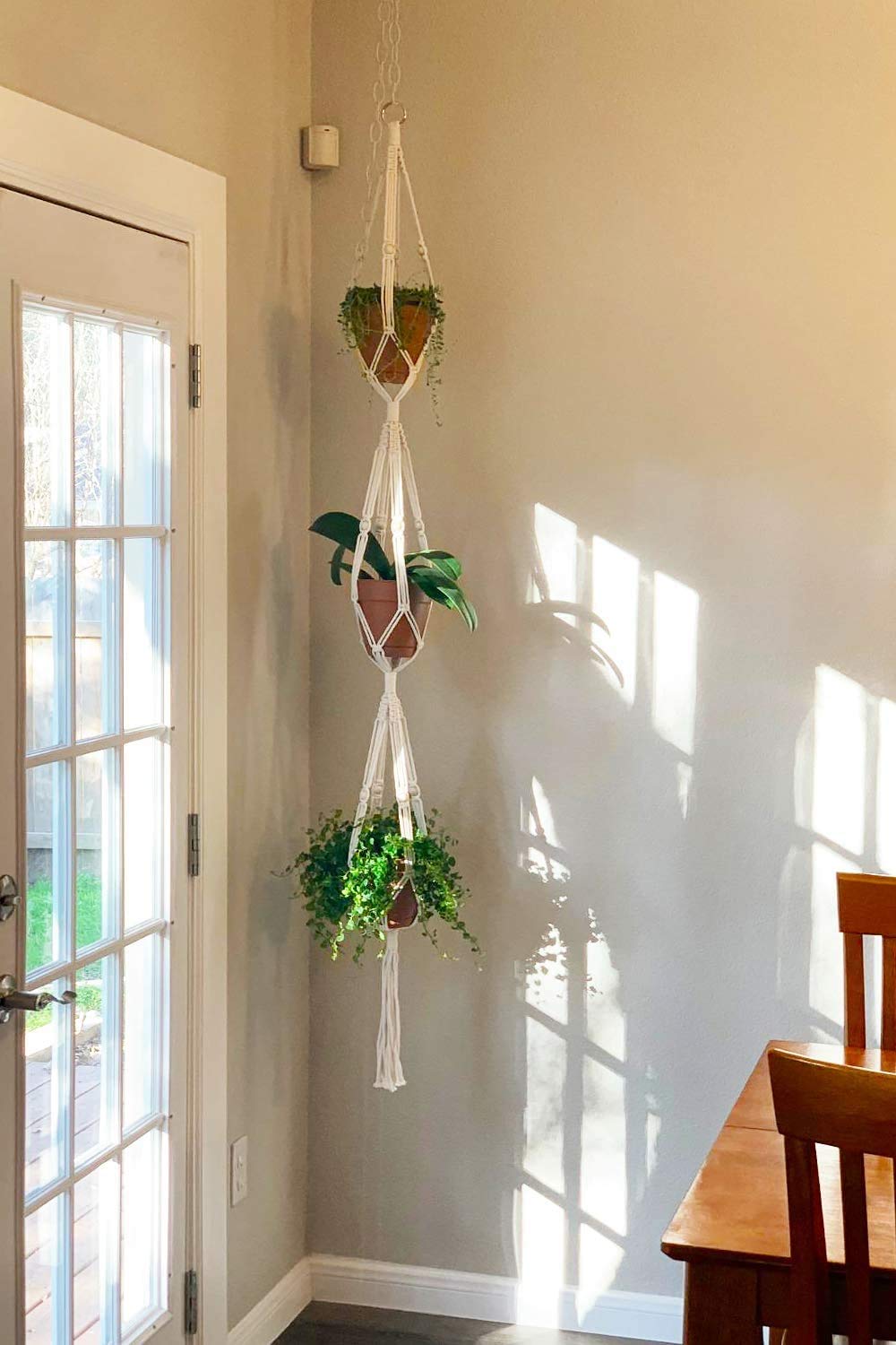 macrame plant hanger